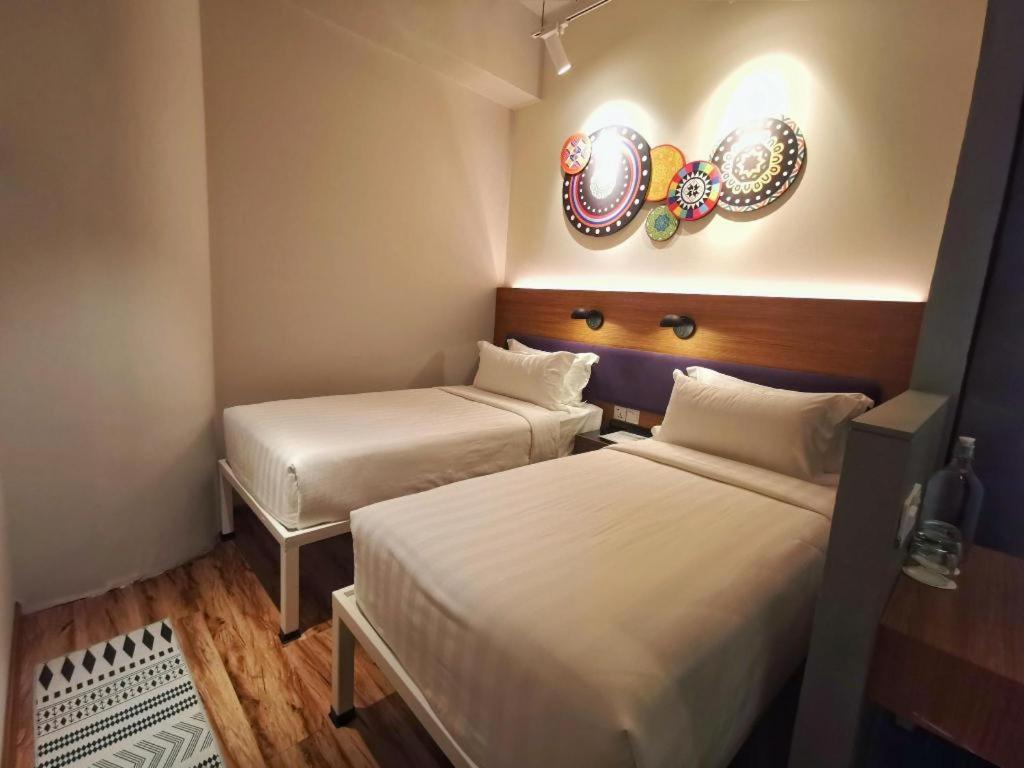 Toojou Kota Kinabalu Hotel Kültér fotó